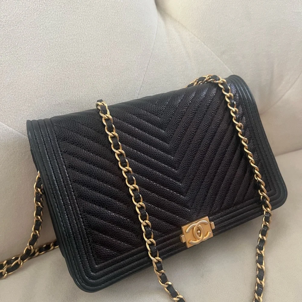 Chanel Caviar Chevron Boy WOC crossbody Bag